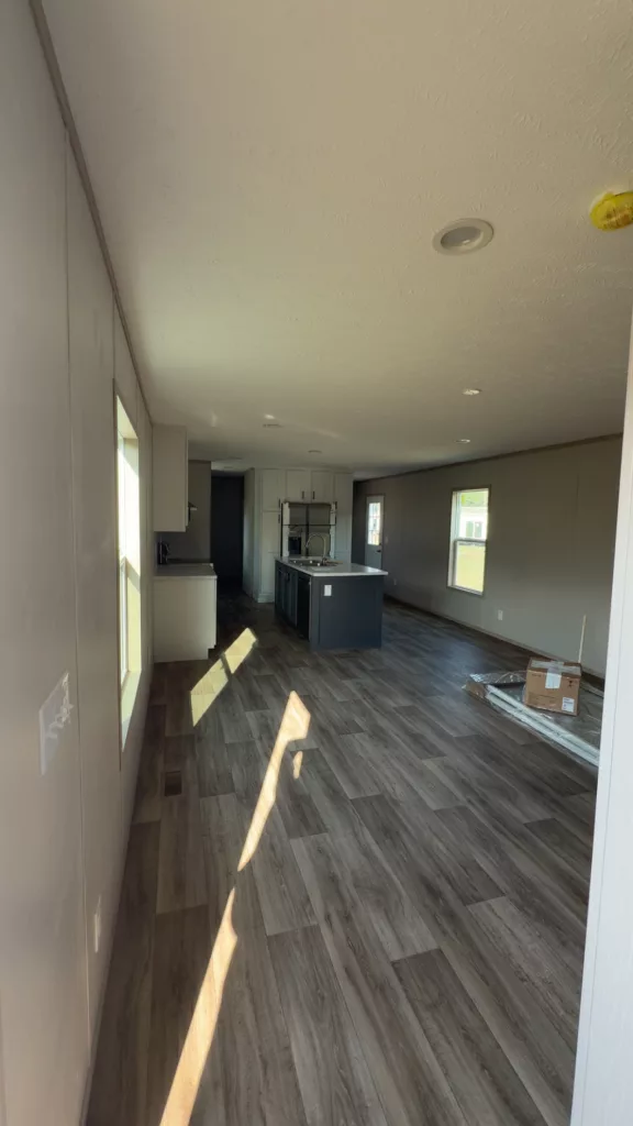 CjQKMFNuYXBjaGF0LzEzLjg1LjAuNTMgKGlQaG9uZTE4LDE7IGlPUyAyNi4xOyBnemlwKSAC