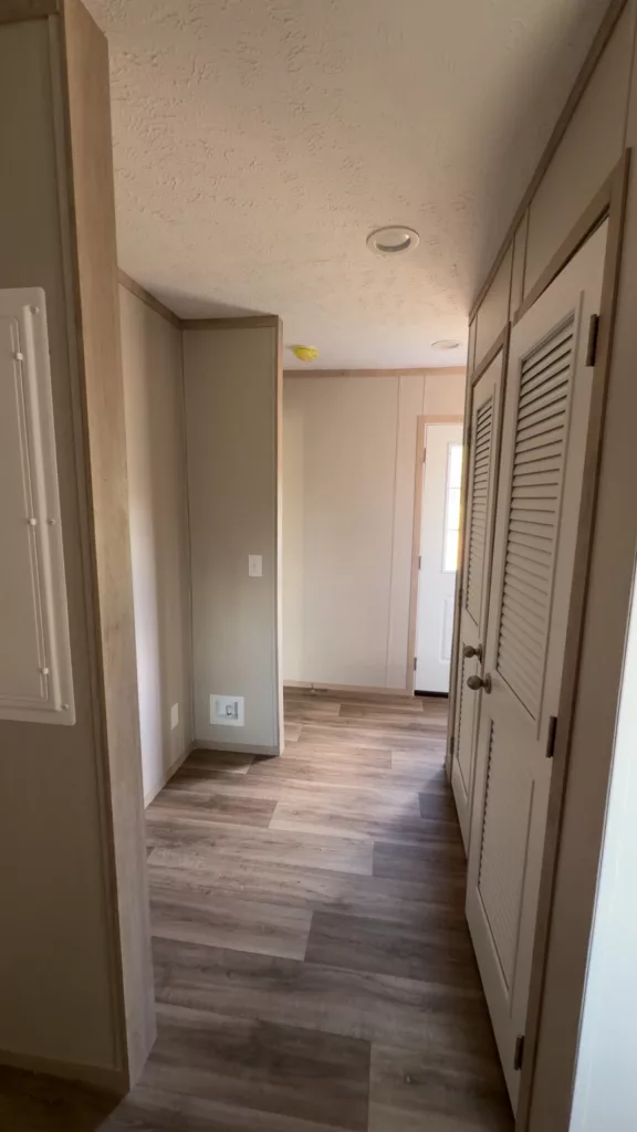 CjQKMFNuYXBjaGF0LzEzLjg1LjAuNTMgKGlQaG9uZTE4LDE7IGlPUyAyNi4xOyBnemlwKSAC