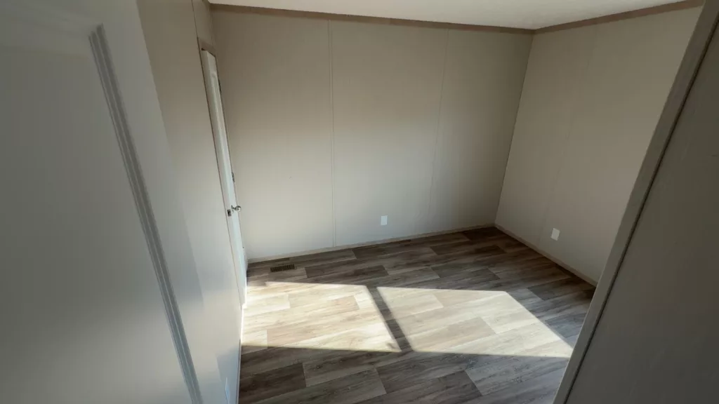 CjQKMFNuYXBjaGF0LzEzLjg1LjAuNTMgKGlQaG9uZTE4LDE7IGlPUyAyNi4xOyBnemlwKSAC