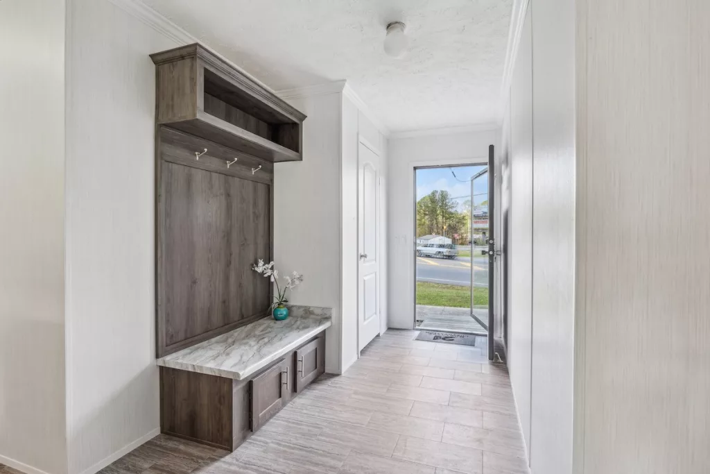 MD-62-32-Rubicon-entry2