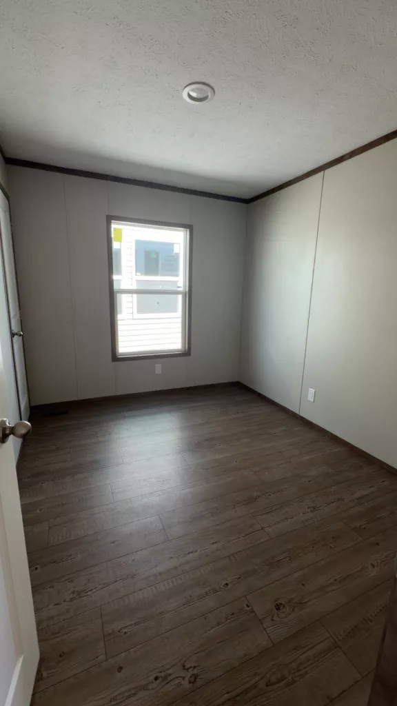 CjQKMFNuYXBjaGF0LzEzLjg4LjAuNTYgKGlQaG9uZTE4LDE7IGlPUyAyNi4xOyBnemlwKSAC