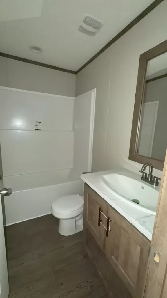 CjQKMFNuYXBjaGF0LzEzLjg4LjAuNTYgKGlQaG9uZTE4LDE7IGlPUyAyNi4xOyBnemlwKSAC