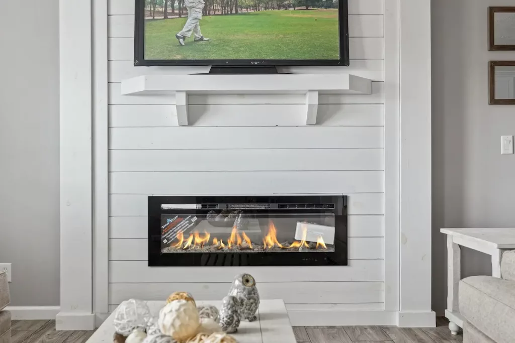 Living room Fireplace