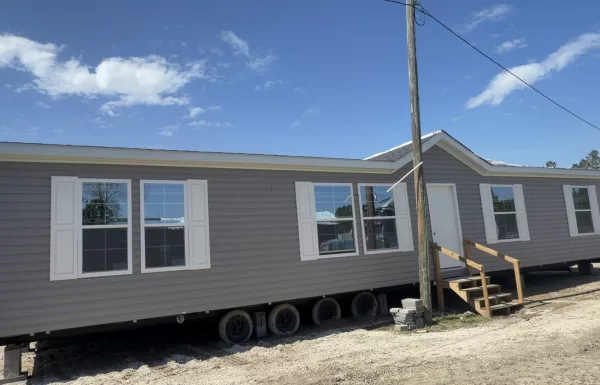 CjQKMFNuYXBjaGF0LzEzLjgyLjAuNTIgKGlQaG9uZTE4LDE7IGlPUyAyNi4xOyBnemlwKSAC