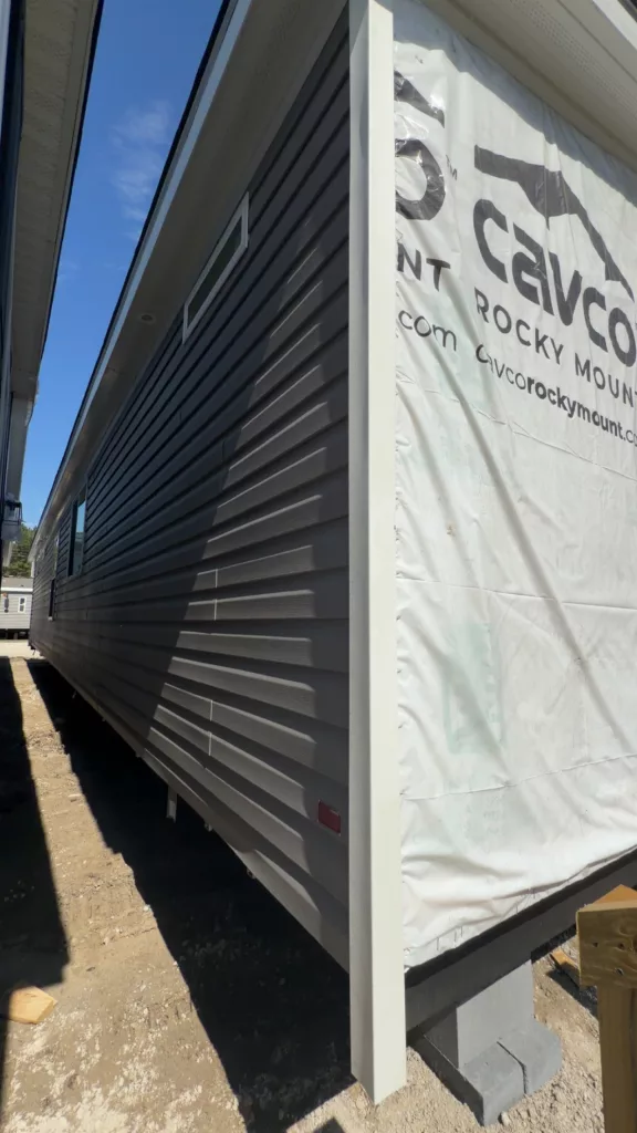 CjQKMFNuYXBjaGF0LzEzLjgyLjAuNTIgKGlQaG9uZTE4LDE7IGlPUyAyNi4xOyBnemlwKSAC