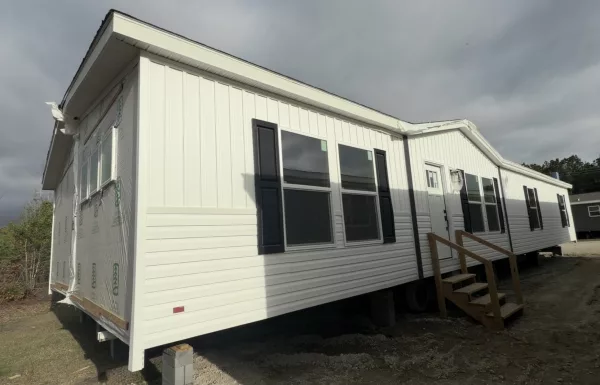 CjMKL1NuYXBjaGF0LzEzLjgyLjEuMCAoaVBob25lMTgsMTsgaU9TIDI2LjE7IGd6aXApIAI=