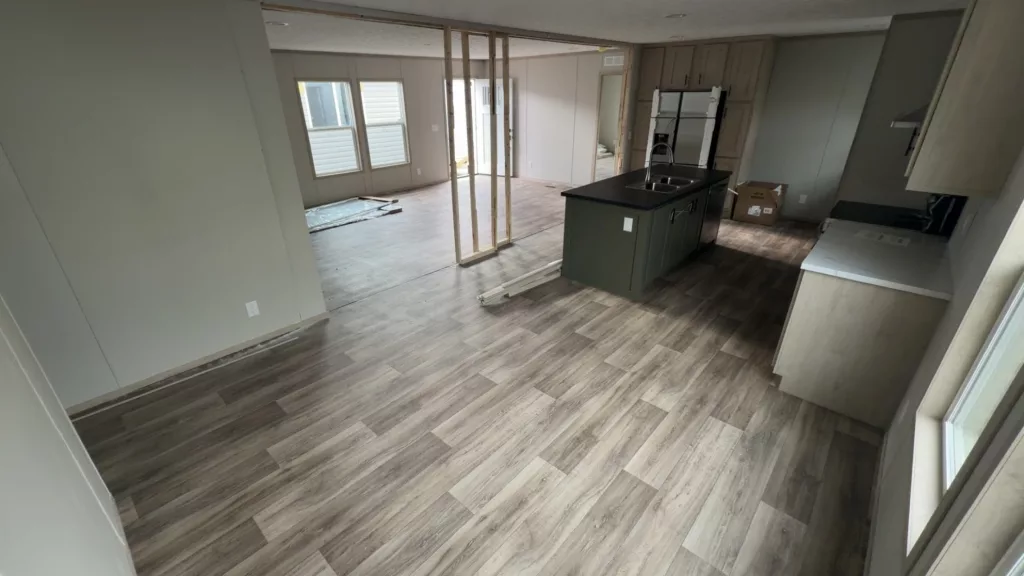 CjMKL1NuYXBjaGF0LzEzLjgyLjEuMCAoaVBob25lMTgsMTsgaU9TIDI2LjE7IGd6aXApIAI=