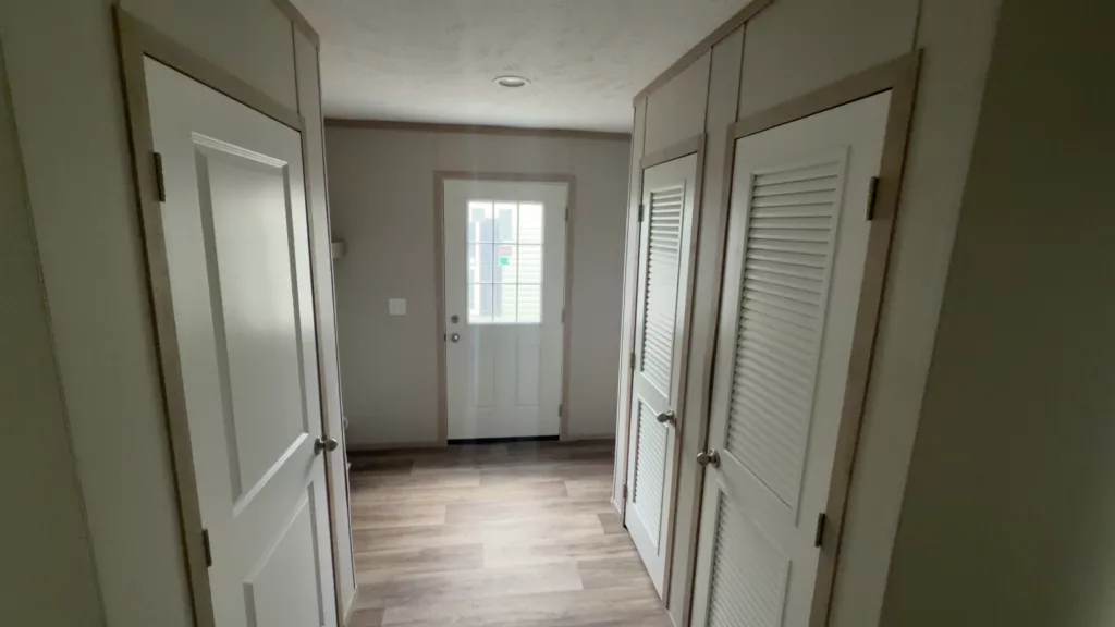 CjMKL1NuYXBjaGF0LzEzLjgyLjEuMCAoaVBob25lMTgsMTsgaU9TIDI2LjE7IGd6aXApIAI=