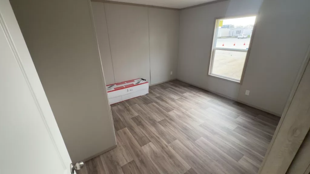 CjMKL1NuYXBjaGF0LzEzLjgyLjEuMCAoaVBob25lMTgsMTsgaU9TIDI2LjE7IGd6aXApIAI=