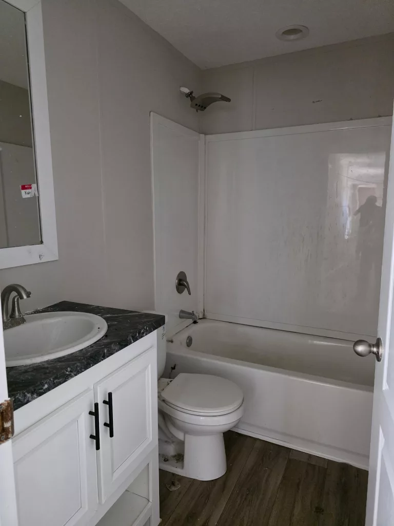 51e8995f-993c-47ca-b551-348f50f862e9