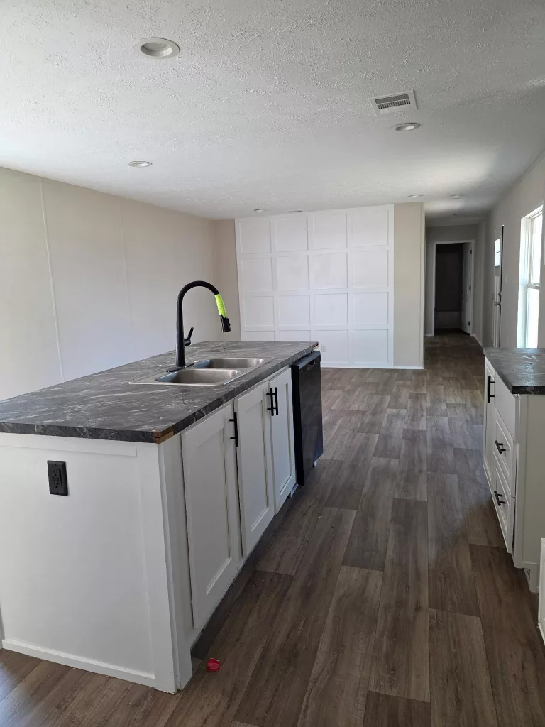 b61cda35-51ff-4bd1-b048-bcea57f118f0